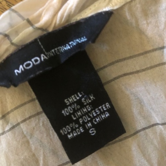 Women's Moda International Sleeveless Silk Camisole Top / Tank  / Shell Size S - Picture 4 of 10